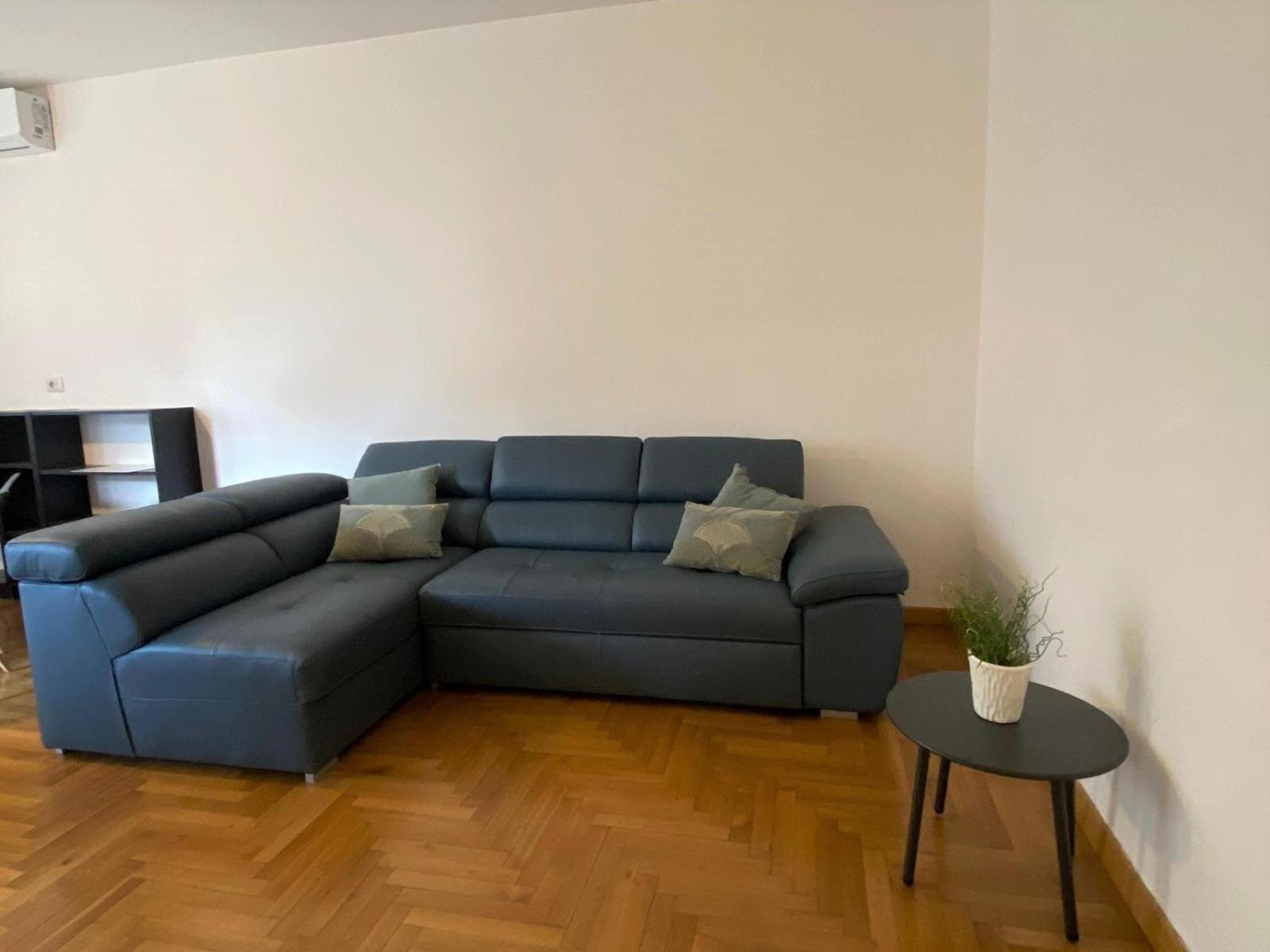 The Little Duck - Modern Apartment With Balcony Como Bagian luar foto