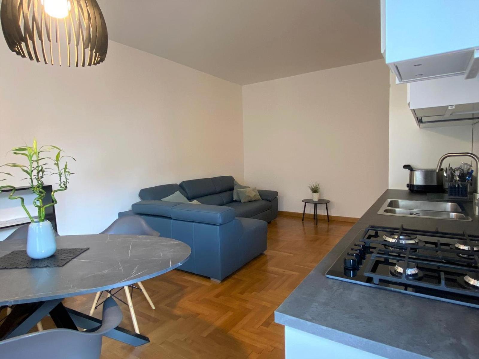 The Little Duck - Modern Apartment With Balcony Como Bagian luar foto